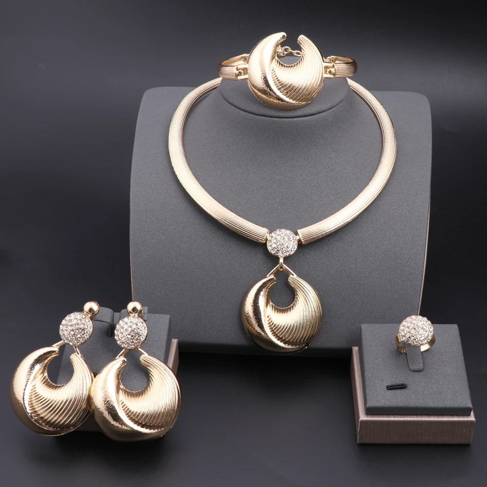 Dubai jewelry collection
