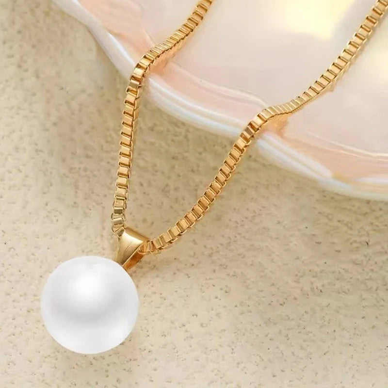 2 Pieces Of Round Pearl Jewelry